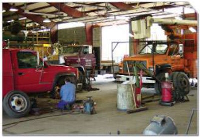 Bumper-to-bumper, drive-in service requires a significant investment in facilities, tools and technicians. As such, some experts suggest starting by focusing on a niche market.