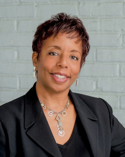 Debra_Hammond_headshot_2015