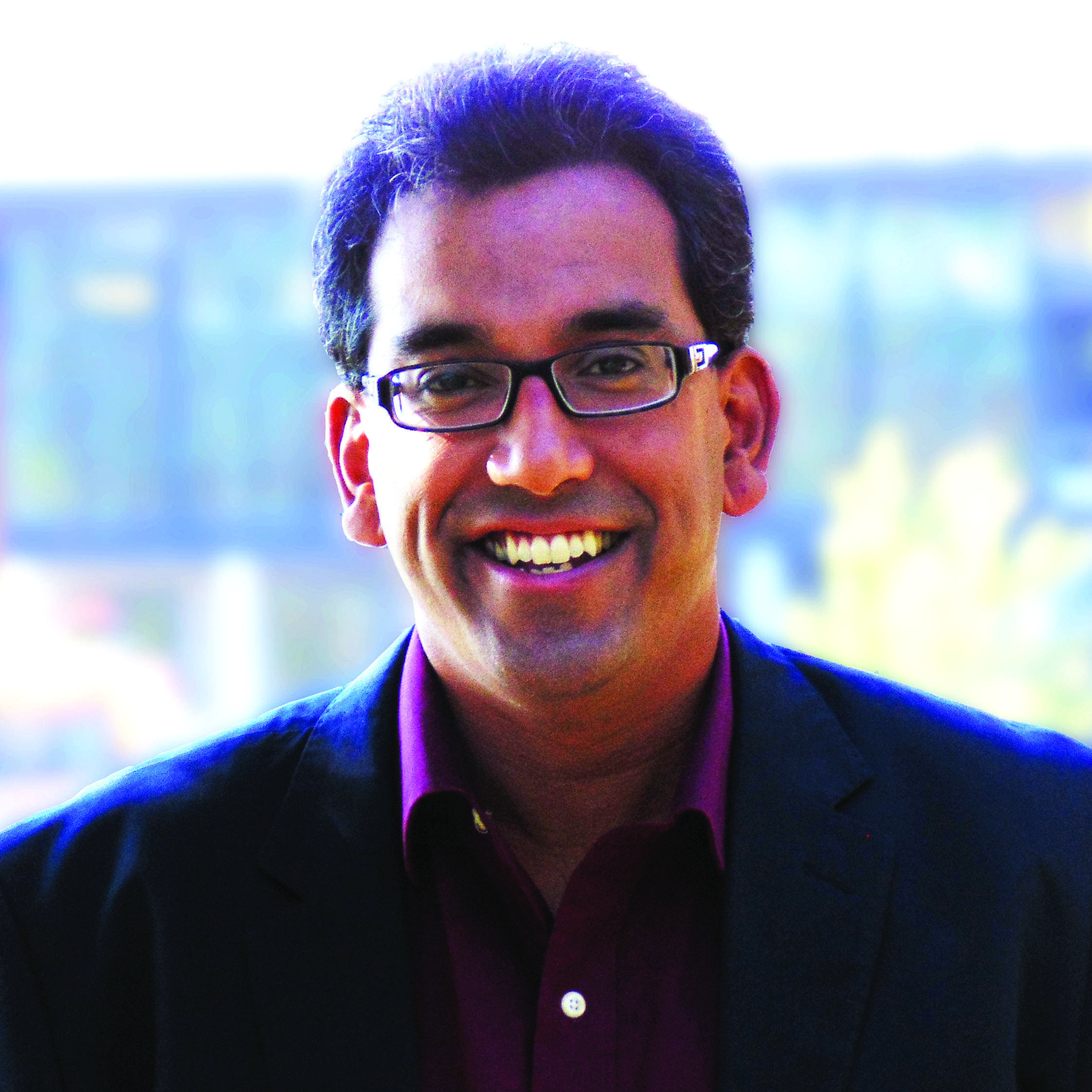 VIPAR_Tanveer_Naseer_Headshot_CMYK