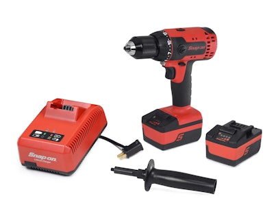 CDR8815_Group_no_bag