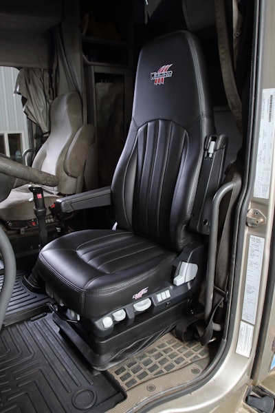 Minimizer Ultra Leather Seat