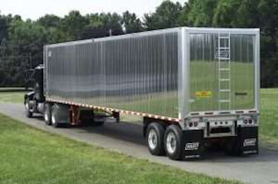 East Manufacturing's Lightweight Tipper Trailer