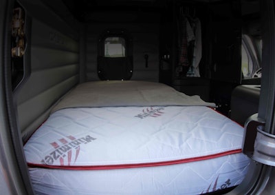 Minimizer truck mattress