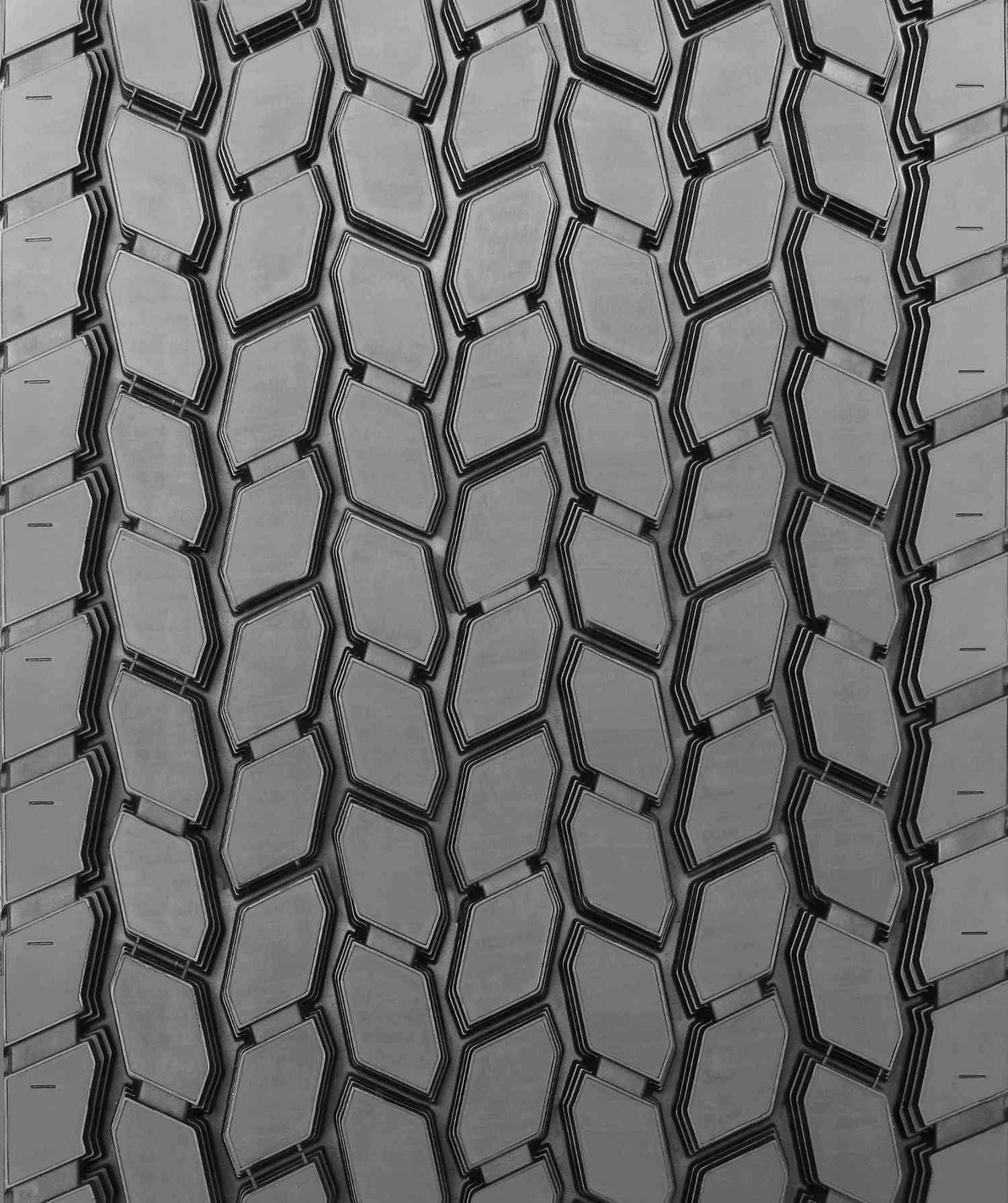 Oliver Ultra Low Profile tire tread view