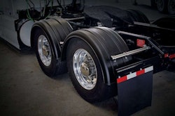 Minimizer-Super-Single-Fender