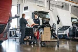 07 11 18 volvo Trucks 300x200