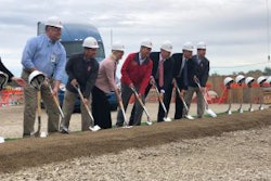 Paccar and Kenworth officials are joined by state dignitaries to break ground on Kenworth’s $140 million paint facility at its Class 8 production facility in Chillicothe, Ohio.