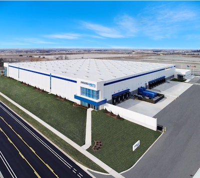 Paccar Parts Recently Celebrated The Opening Of A 160,000 Sq Ft Parts Distribution Center In Toronto