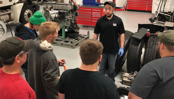 diesel-mechanic-shortage-teaching