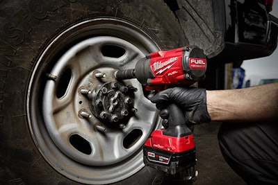 Milwaukee Debuts Controlled Torque Impact Wrench