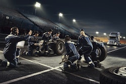 VNL 760 Racetrack copy-min