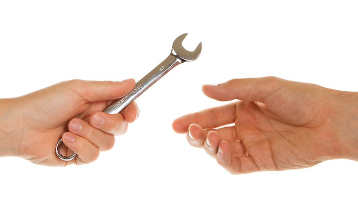 Stock-image-wrench-700&times;400-min