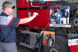 Tech-Usuing-Augmented-Virtual-Reality-min