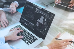 Computer business technology-min