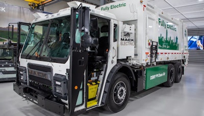 Mack LR Electric refuse truck
