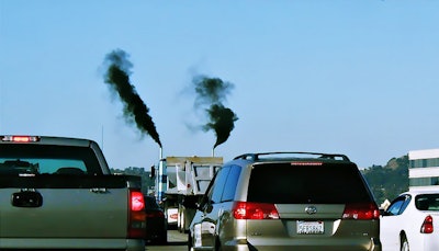 Smoke exhaust truck-min