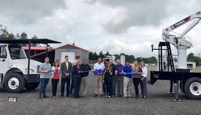 Custom Truck One Source Ribbon Cutting Ceremony Of An Expansion That Will Invest $26 Million In Its Existing Manufacturing Operation In Forest, Va
