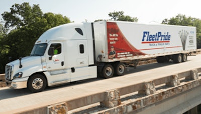 03.20.FleetPride logo on truck-min