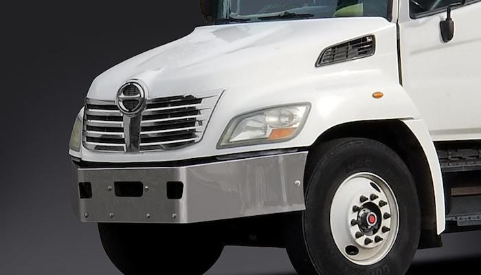 03.20.Hino bumper-min