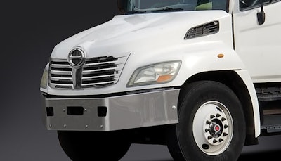 03.20.Hino bumper-min