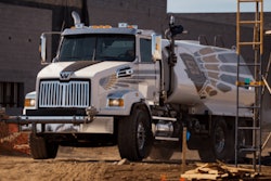 Western-Star-4700SB-min