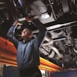 Tech service repair maintenance work-min