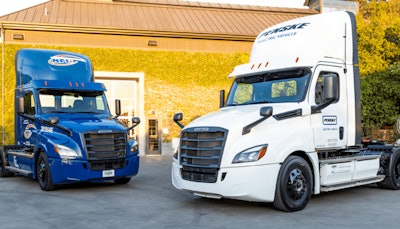 The First Freightliner E Cascadias Delivered To Nfi And Penske