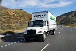 Penske-eM2-Daimler-EnerSys-700×400-min
