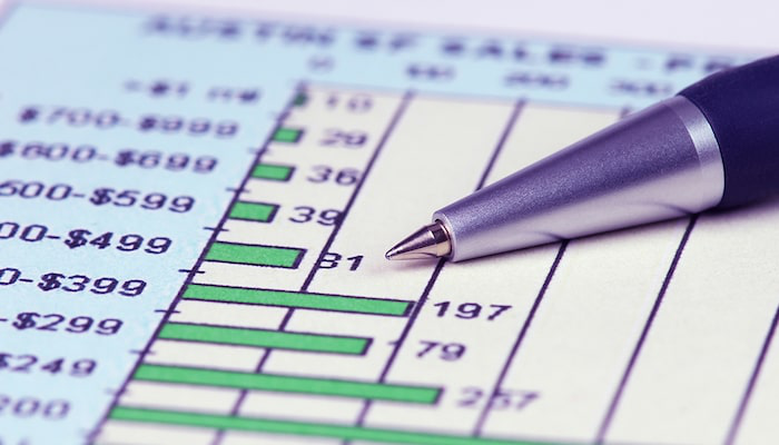 Stock-image-spreadsheet-pen-min