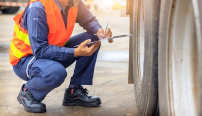 07.20.Truck inspection