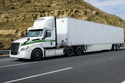 Penske-electric-truck-700×400-min