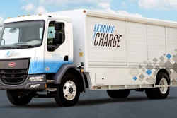 Peterbilt-2020-220EV-Dana HERO-min