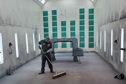 Rush-Truck-Centers-San-Antonio-paint-booth700-400-min