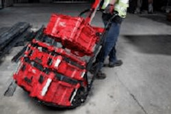 Milwaukee-2-wheel-PackOut-Cart-min