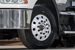 Galaxy-SR211-G-Steer-CU-min