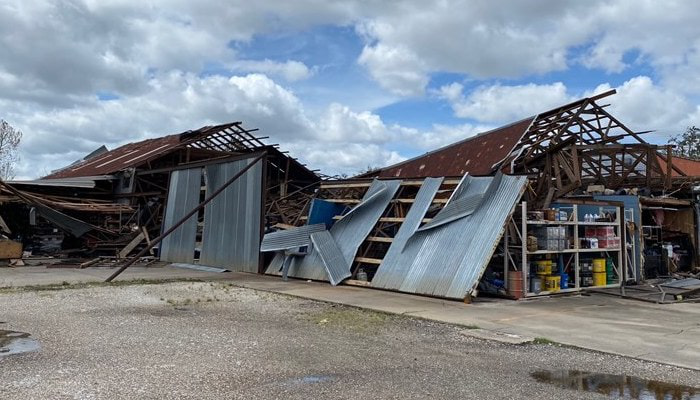 Lake-Charles-Hurricane-Laura-2020-3-700&times;400-min