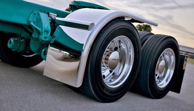 Hogebuilt and Fleetline spray suppression products protect trucks and trailers from broken rear windows, dents, rust, chipped paint and other damage caused by rocks, snow, ice, salt and tar.