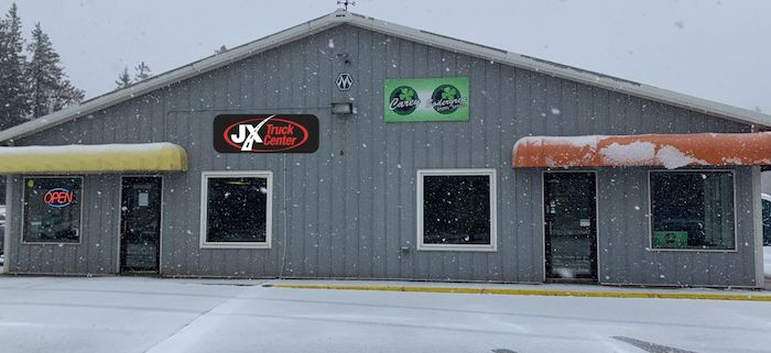 JX Truck Center Marquette-min