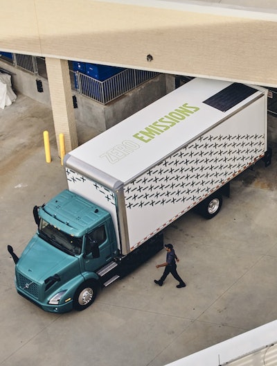 Volvo Vnr Electric Truck 3 Min 1