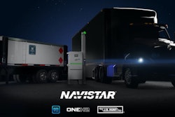 Navistar_Truck_1-min
