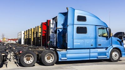 Shutterstock Line Of Parked Trucks
