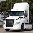 Tps freightliner E Cascadia Min