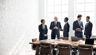 Shutterstock Execs Around Table