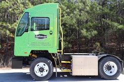 Autocar Ev Actt Terminal Tractor (3)