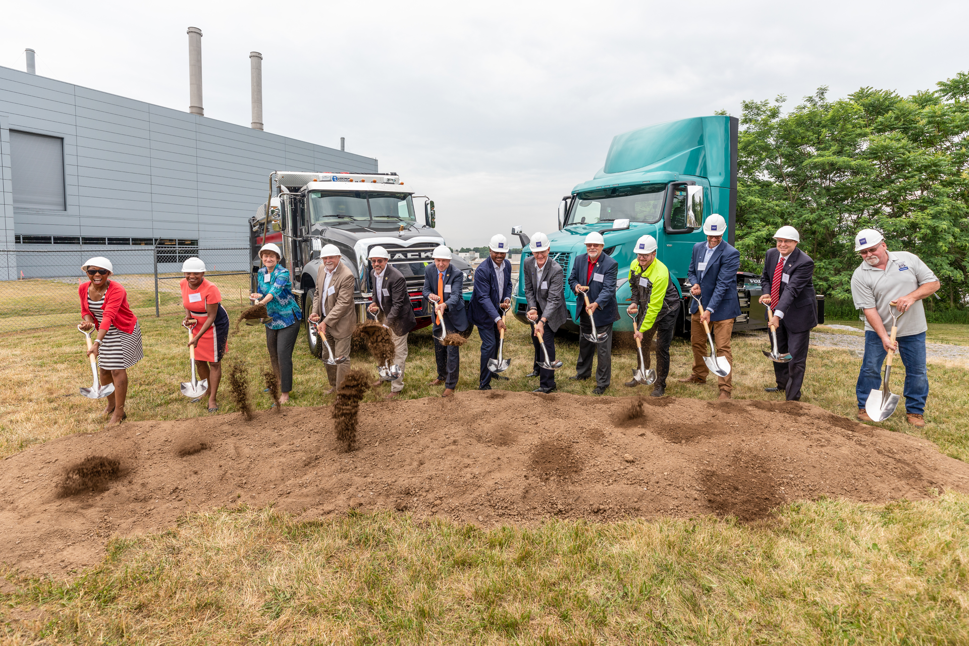 Volvo breaks ground on propulsion lab