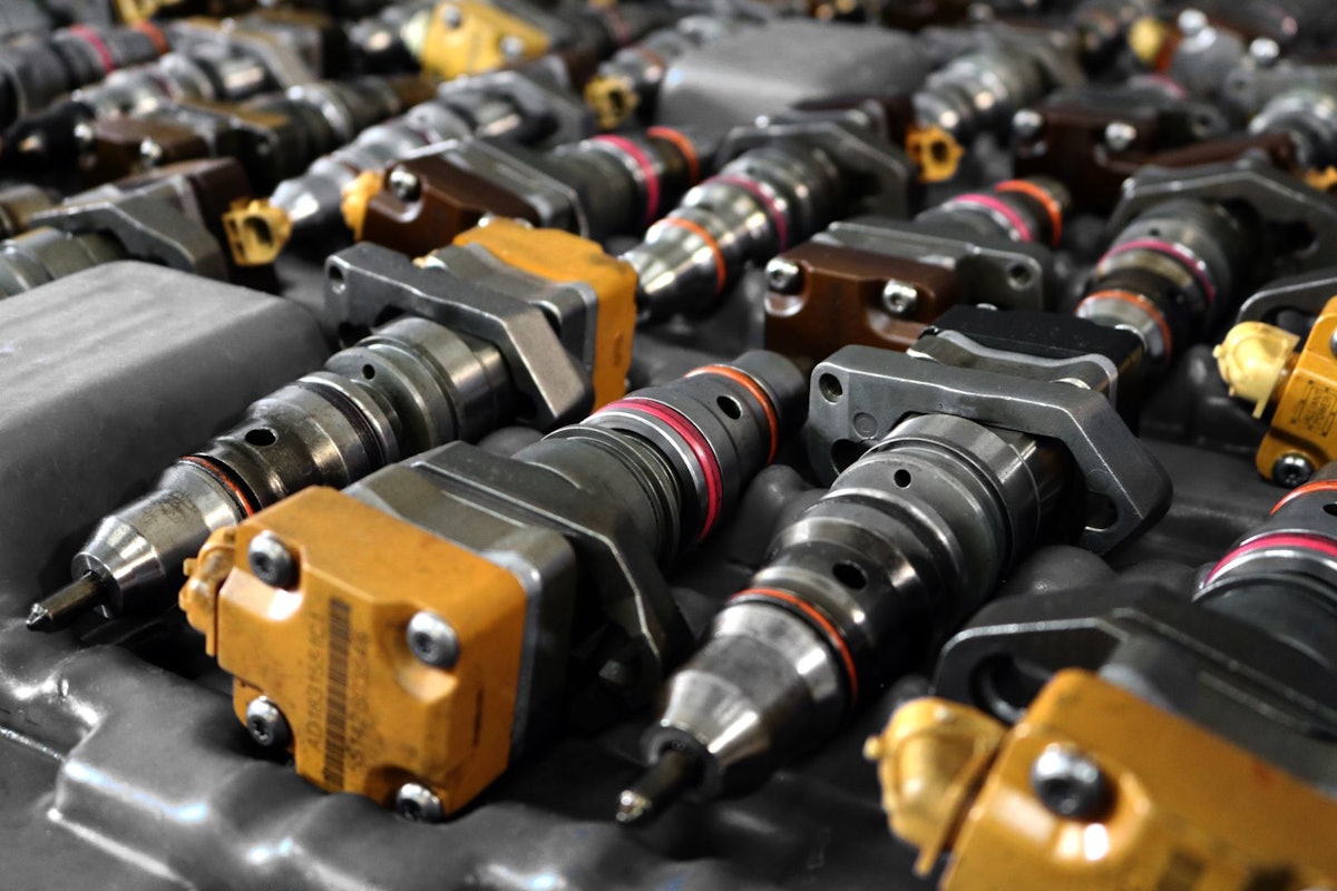 How to replace fuel injectors in heavy trucks
