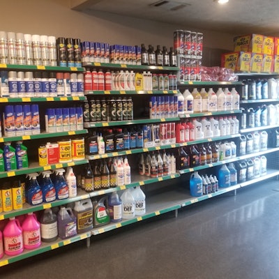 Transerve gaps in product shelves