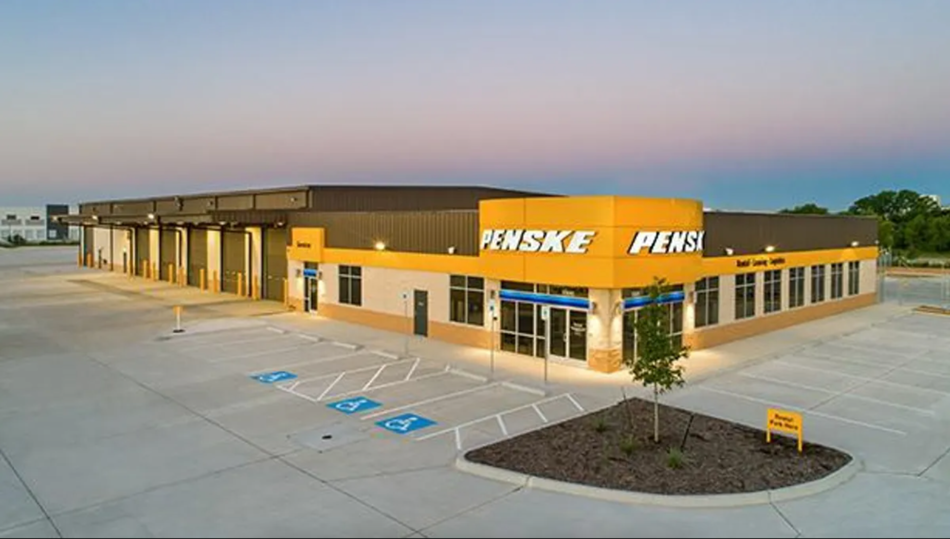 Penske Truck Leasing in Fort Worth, Texas