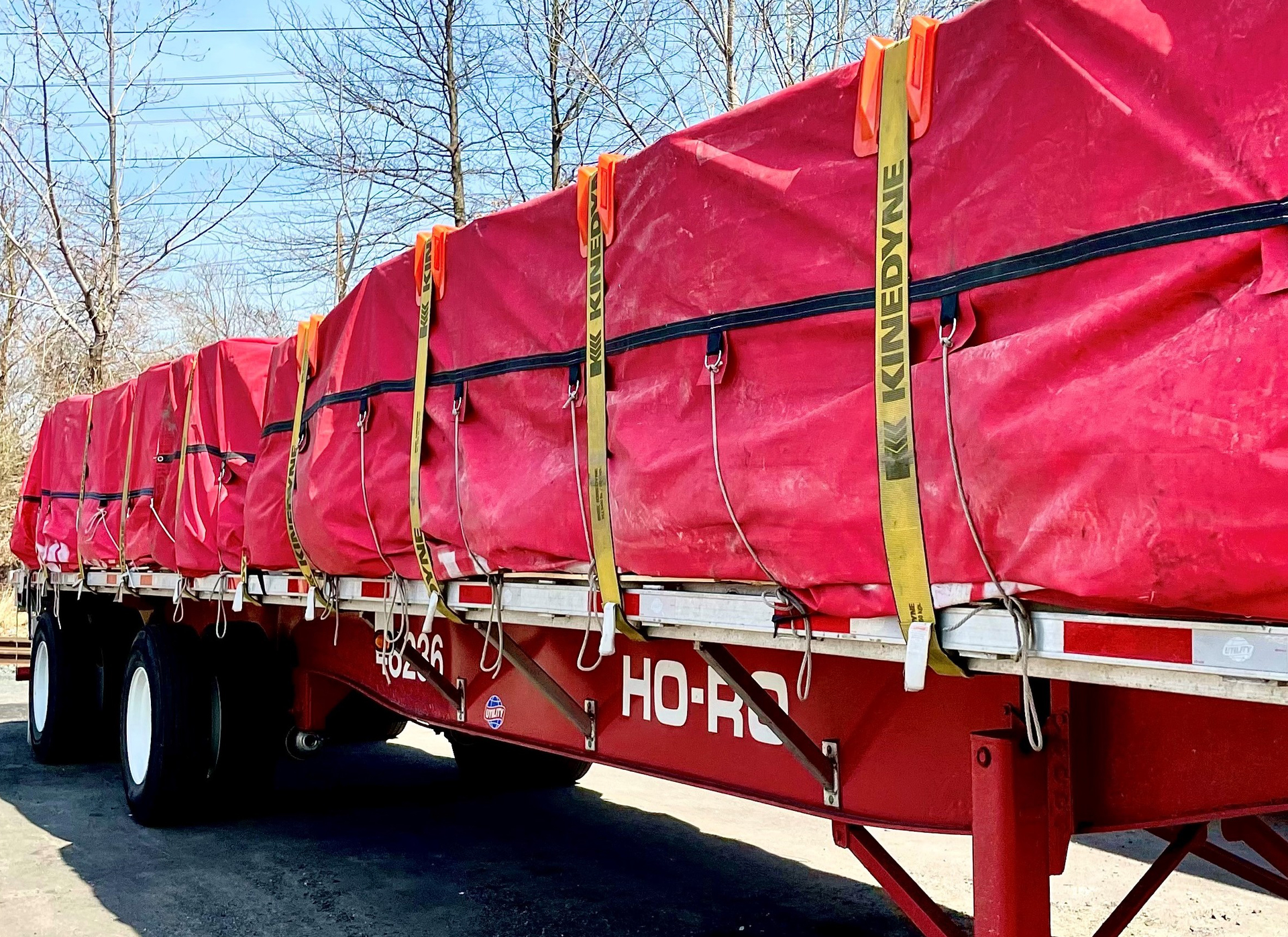 Kinedyne's new reflective VeeBoards help increase visibility and protect cargo.