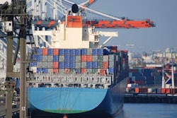 Container ship waiting to be unloaded